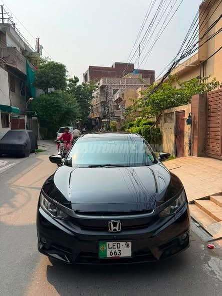 Honda Civic 2018 Oriel