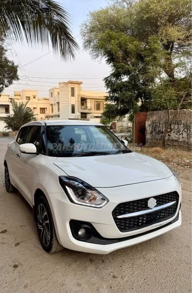 Suzuki Swift 2025 GLX CVT
