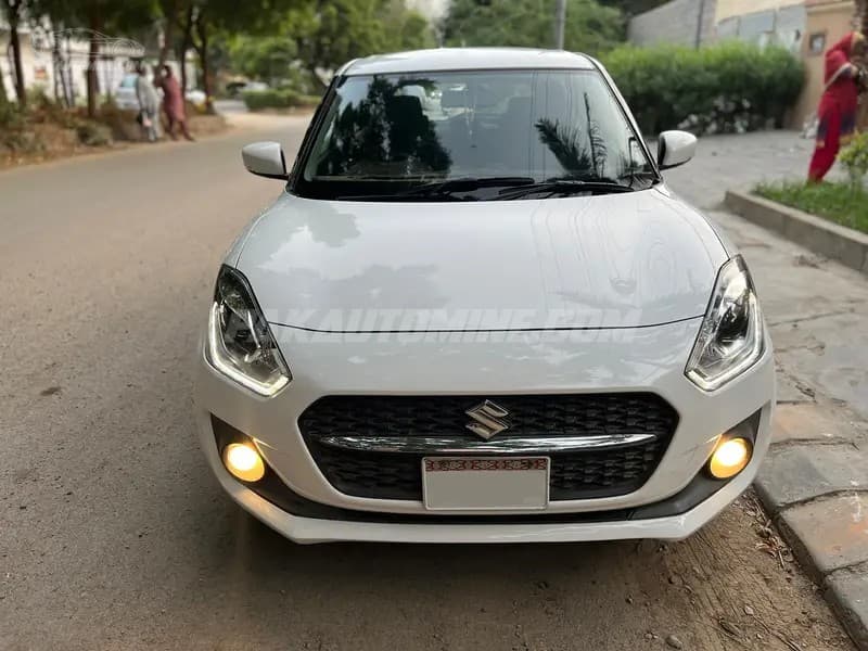 Suzuki Swift 2022 GLX CVT