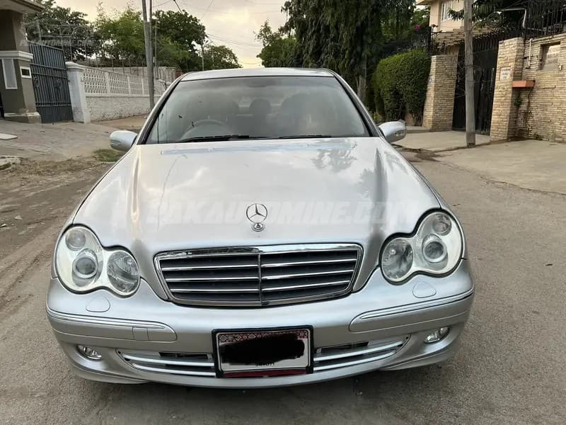 Mercedes Benz C Class 2004 C200