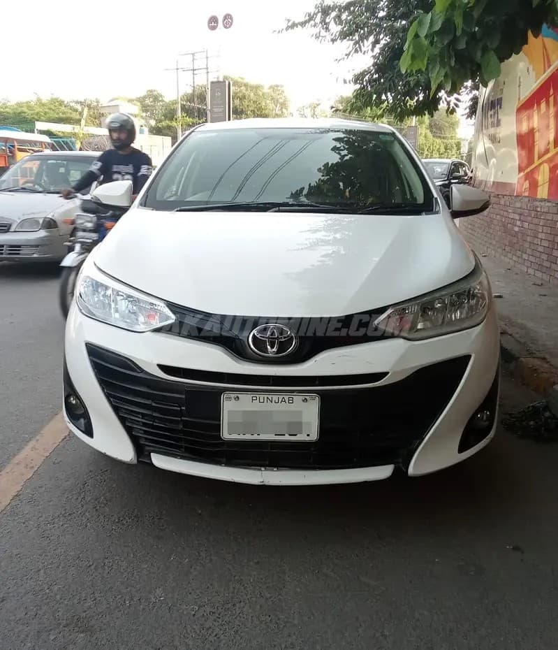 Toyota Yaris 2024 GLI CVT 1.3