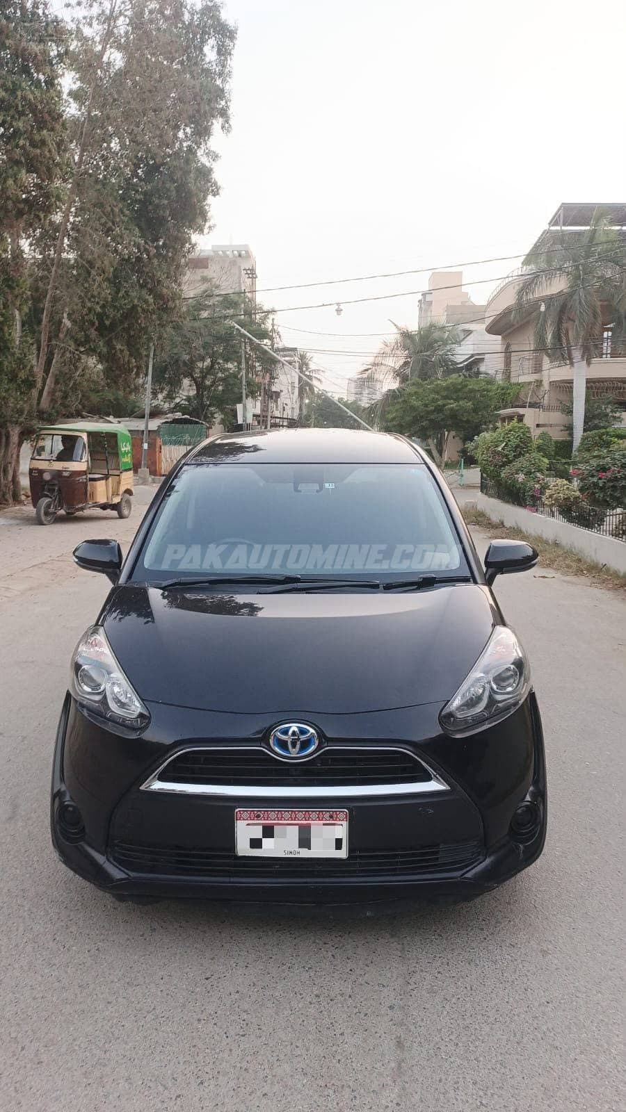 Toyota Sienta 2nd (XP170) Generation 2015