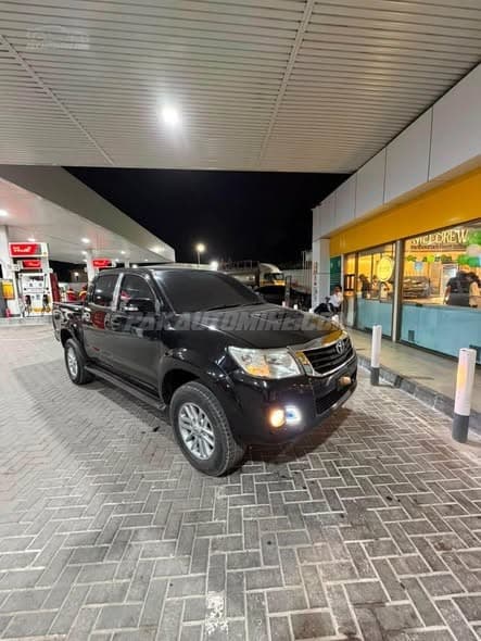 Toyota Hilux Revo 2017