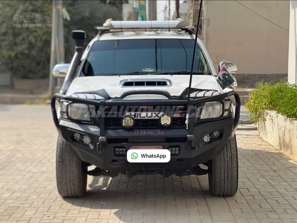 Toyota Hilux Revo 2006