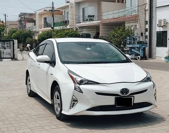Toyota Prius 2016