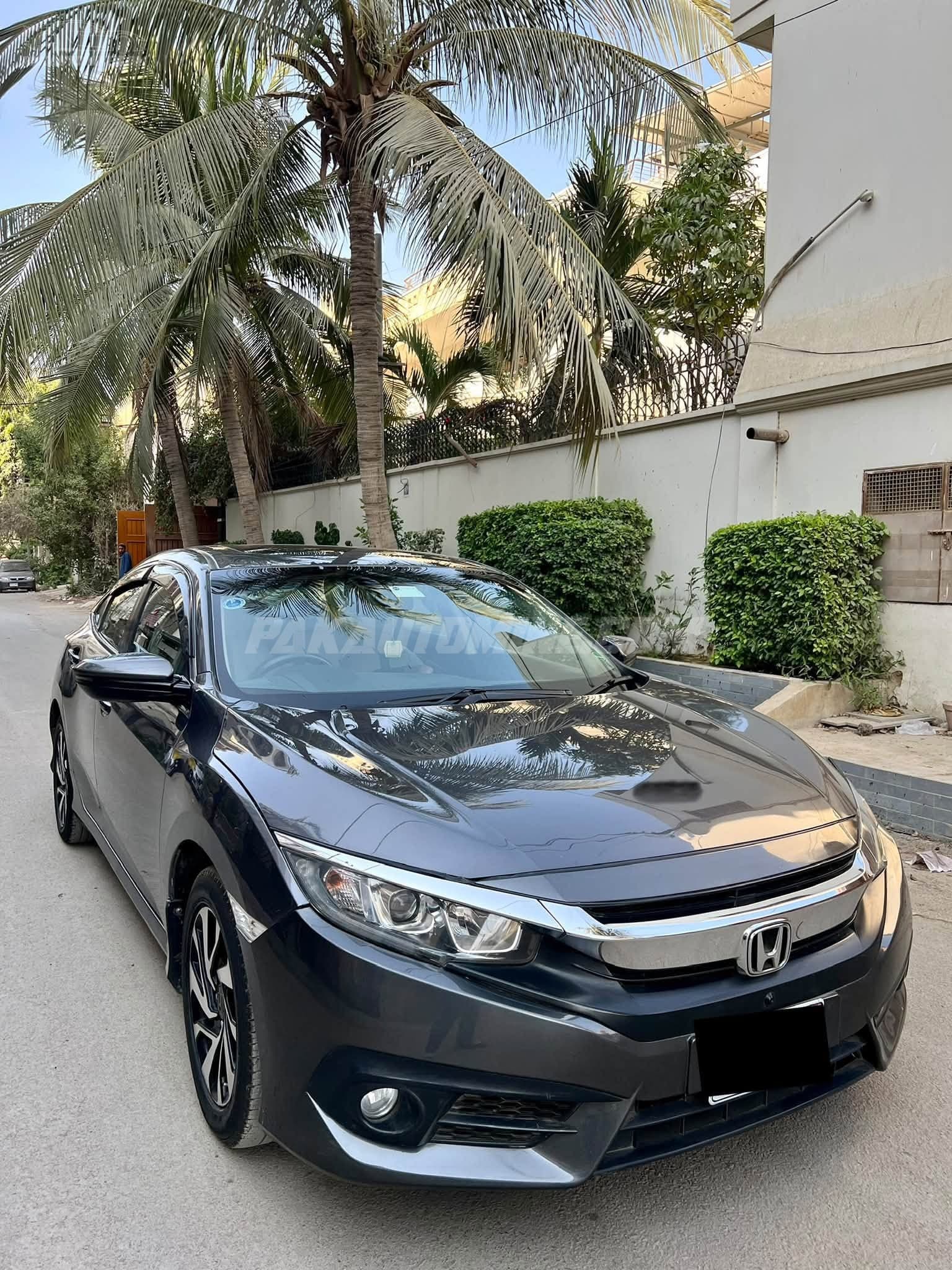 Honda Civic 2017 Oriel