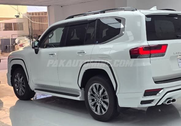 Toyota Land Cruiser 2023 ZX Gasoline 3.5L