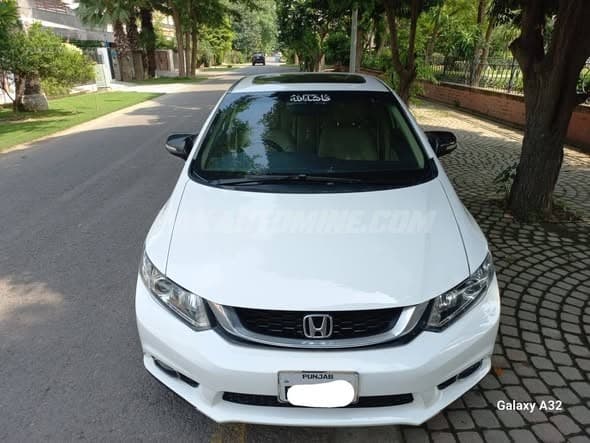 Honda Civic 2013 Oriel