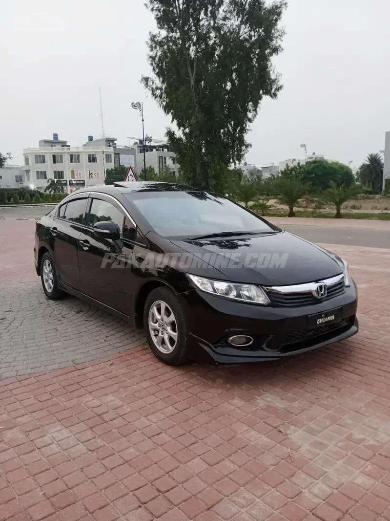 Honda Civic 2012 Oriel