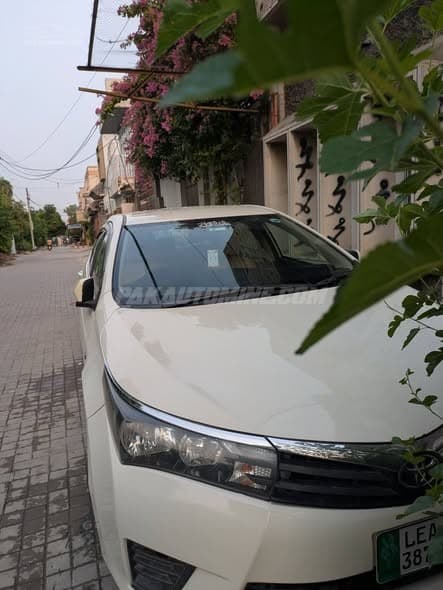 Toyota Corolla 2015 XLi VVTi