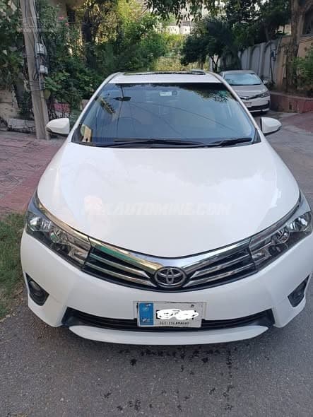 Toyota Corolla 2015 Altis Grande 1.8