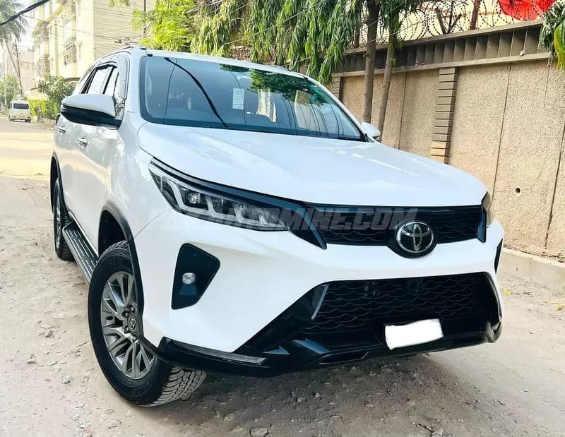 Toyota Fortuner 2021 2.8 Sigma 4