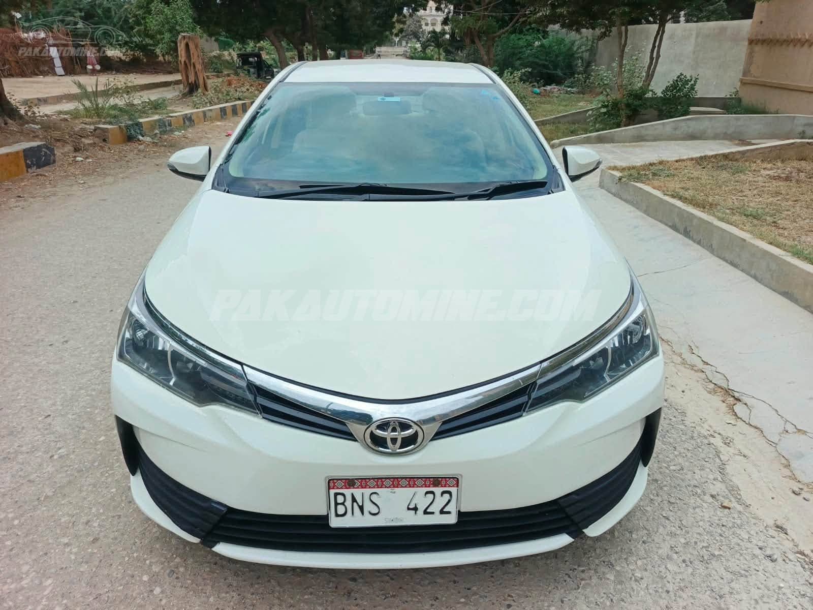 Toyota Corolla 2018 XLi VVTi
