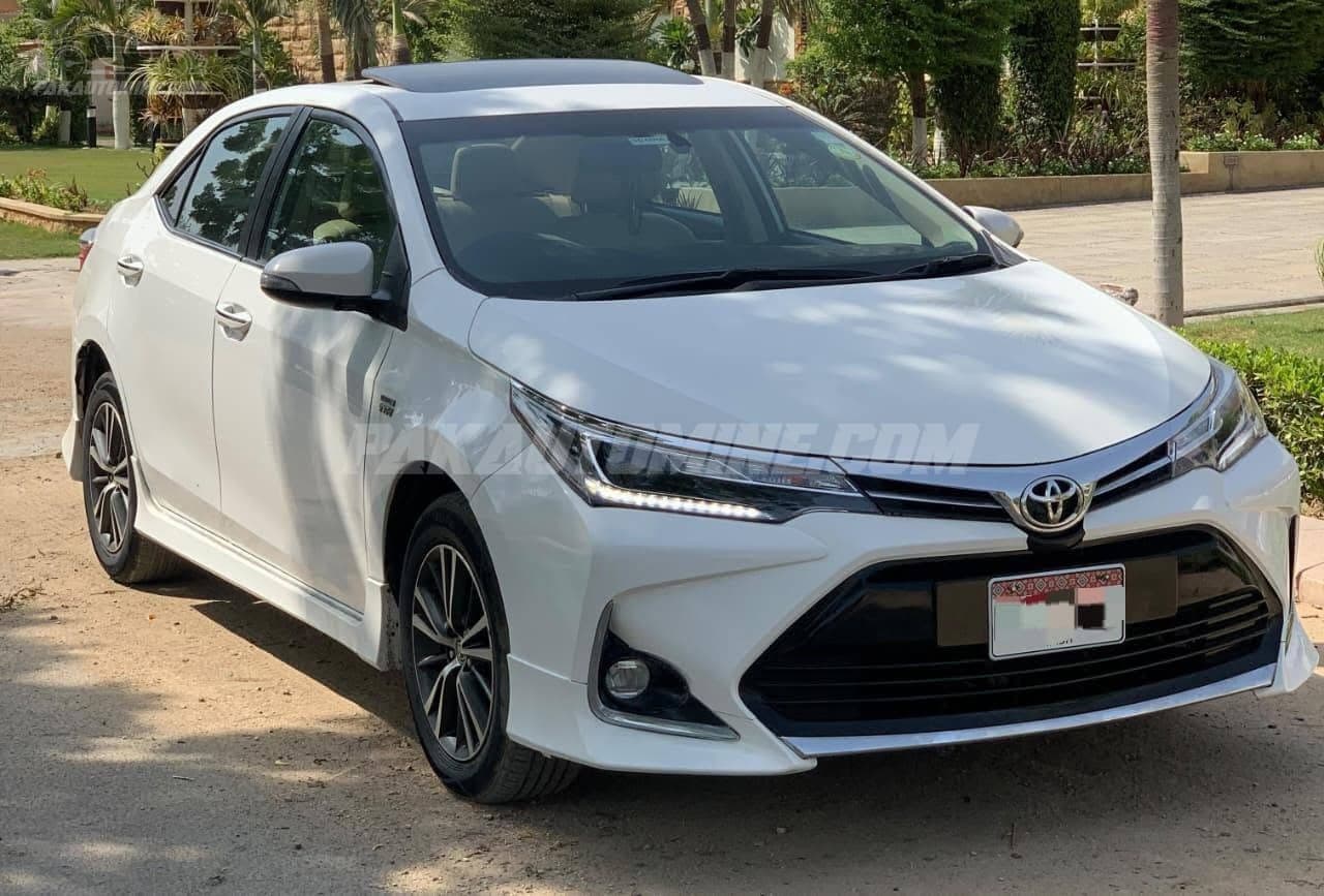 Toyota Corolla 2021 Altis Grande X CVT-i 1.8 Black Interior