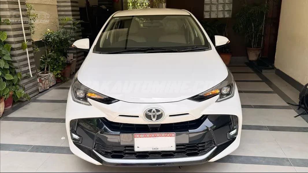 Toyota Yaris 2025 GLI CVT 1.3
