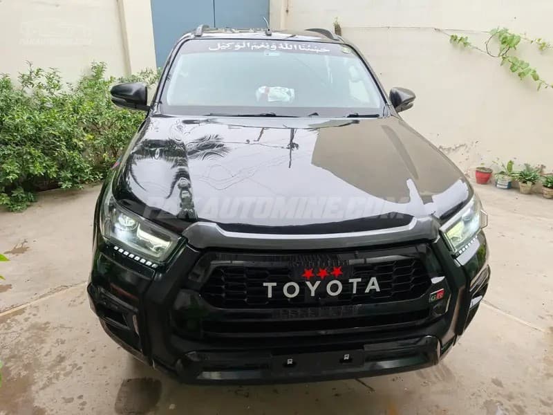 Toyota Hilux Revo 2022 V Automatic 2.8