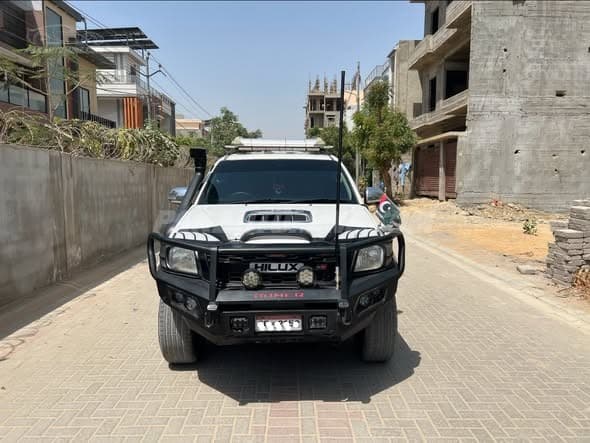 Toyota Hilux 7th Generation (JDM) 2006 Vigo V