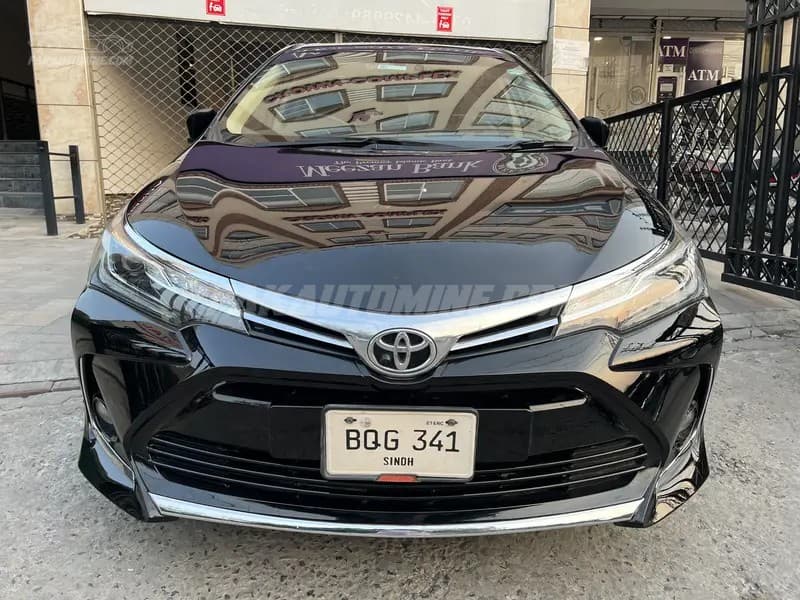 Toyota Corolla 2019 Altis Grande CVT-i 1.8